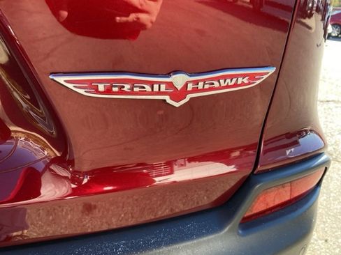 Used 2019 Jeep Cherokee Trailhawk w/ Cold Weather Group image 6