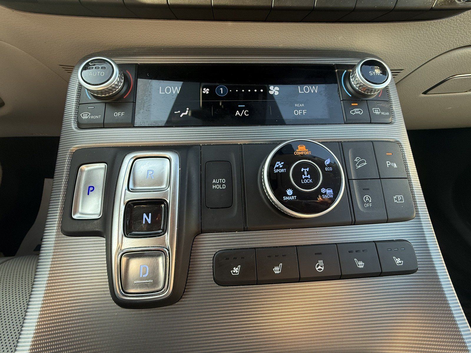 Used 2023 Hyundai Palisade Calligraphy AWD/4WD image 16