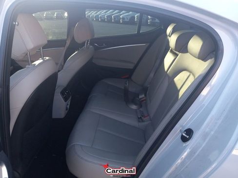 Used 2022 Genesis G70 2.0T image 18