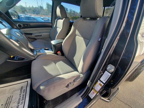 Used 2012 Toyota Tacoma 4x4 Double Cab w/ TRD Sport Upgrade Pkg image 9