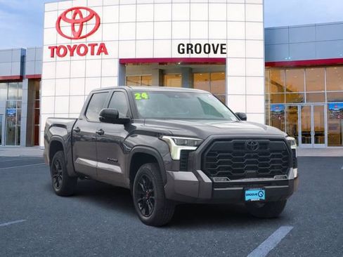 Used 2024 Toyota Tundra Limited w/ TRD Off-Road Package AWD/4WD image 8