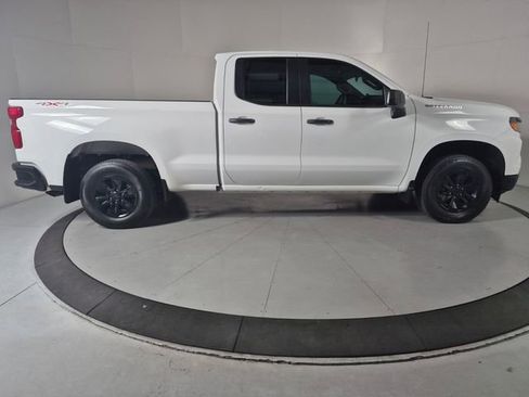 Used 2024 Chevrolet Silverado 1500 W/T w/ WT Fleet Convenience Package image 5