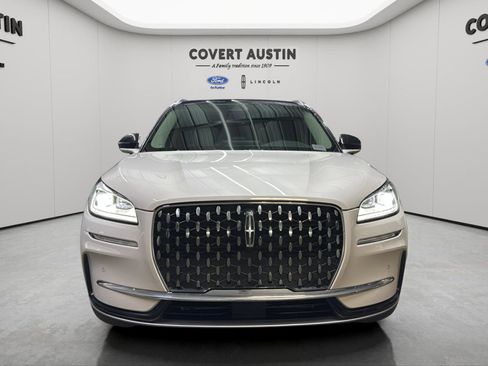 Used 2024 Lincoln Corsair Reserve w/ Equipment Group 201A image 8