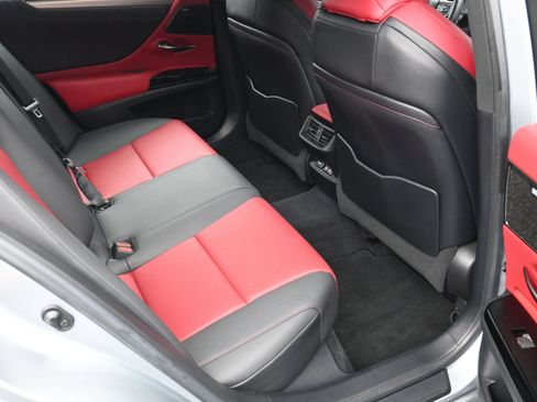 Used 2022 Lexus ES 350 F Sport FWD image 10