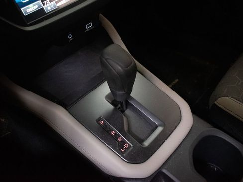 Used 2025 Subaru Forester AWD/4WD image 18
