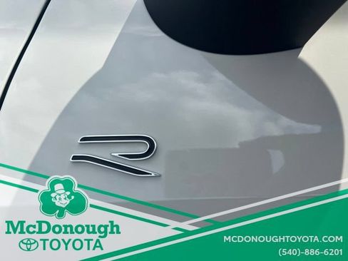 Used 2025 Volkswagen Tiguan SE R-Line AWD/4WD image 27
