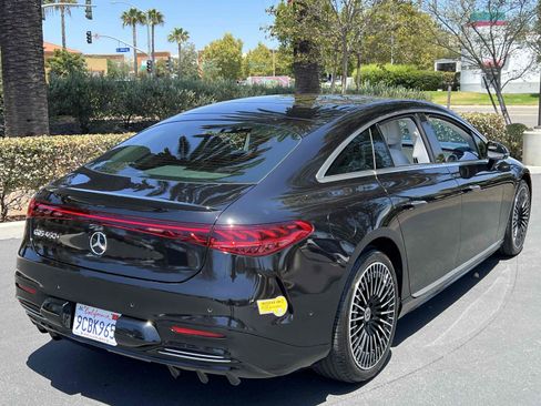 Used 2022 Mercedes-Benz EQS 450+ Sedan image 12