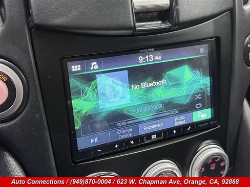 Used 2020 Nissan 370Z Coupe RWD image 13