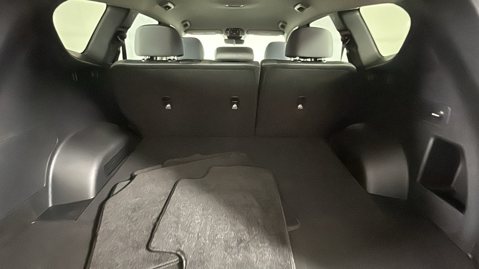 Used 2023 Hyundai Santa Fe SE FWD image 33