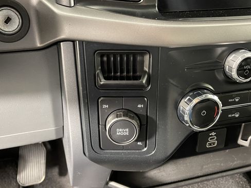 Certified 2025 Ford F150 XLT w/ Equipment Group 301A Standard AWD/4WD image 20