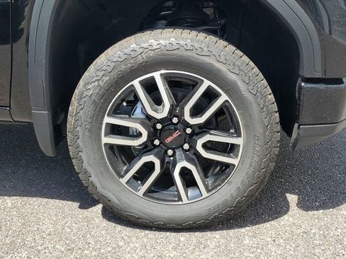 New 2026 GMC Sierra 1500 AT4 AWD/4WD image 6