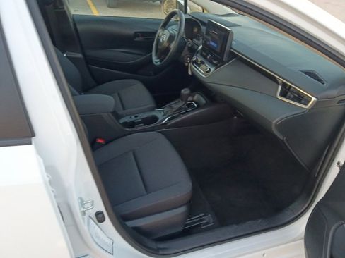 Used 2024 Toyota Corolla LE image 8