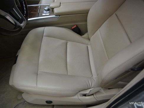 Used 2014 Mercedes-Benz E 350 Sedan image 16