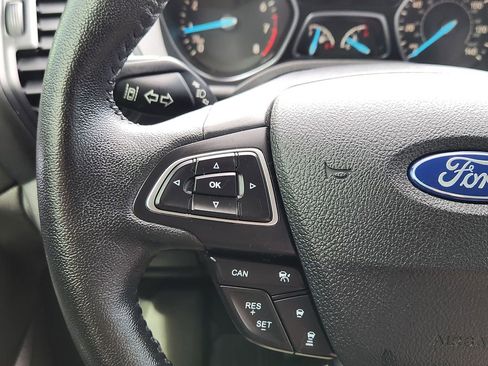 Used 2019 Ford Escape SEL image 26