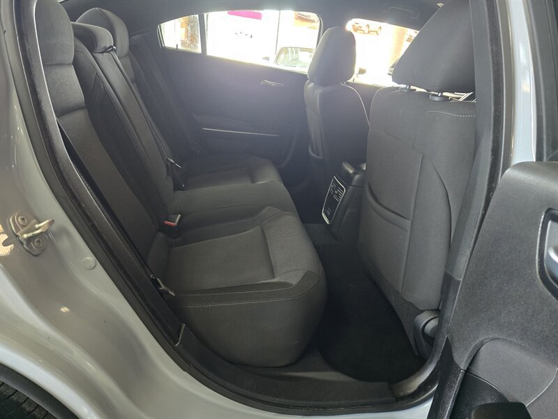 Used 2022 Dodge Charger SXT RWD image 14