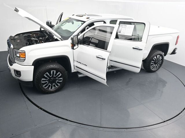 Used 2016 GMC Sierra 2500 Denali w/ Duramax Plus Package AWD/4WD image 40