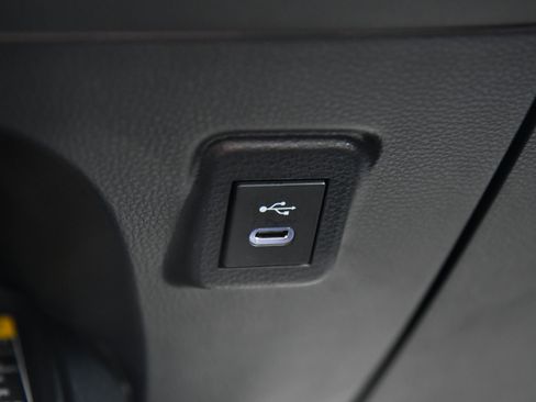 Used 2024 Toyota Corolla SE w/ SE Package image 26