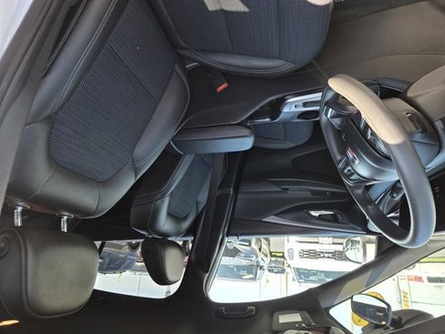Used 2025 Buick Envista Preferred FWD image 26