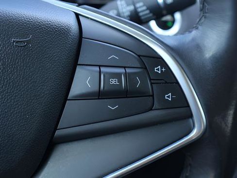 Used 2018 Cadillac XT5 Premium Luxury FWD image 22