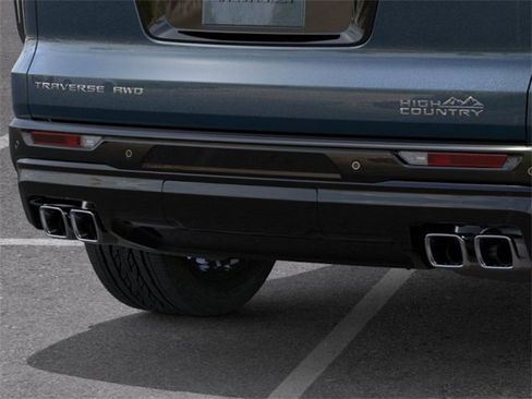 New 2026 Chevrolet Traverse High Country image 14