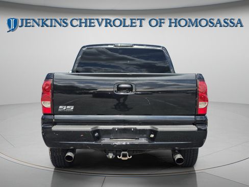 Used 2004 Chevrolet Silverado 1500 SS AWD/4WD image 5