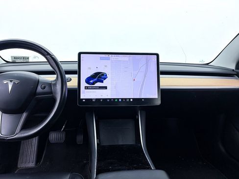 Used 2018 Tesla Model 3 Long Range RWD image 11