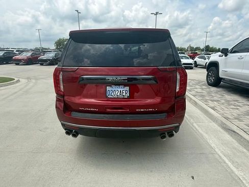 Used 2024 GMC Yukon Denali Ultimate AWD/4WD image 4
