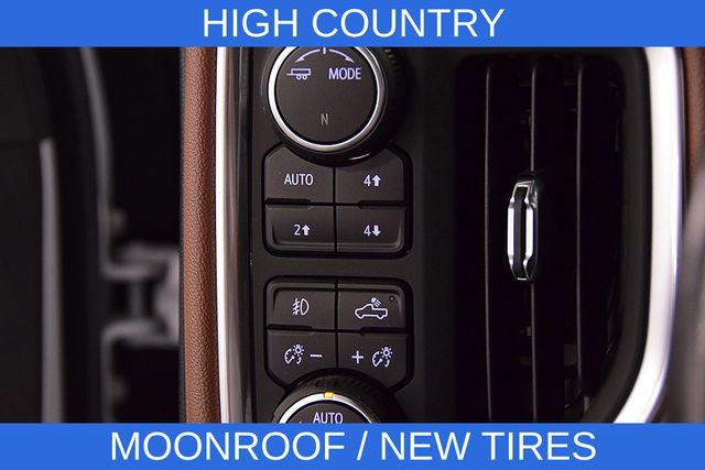 Used 2022 Chevrolet Silverado 3500 High Country w/ Safety Package II AWD/4WD image 27