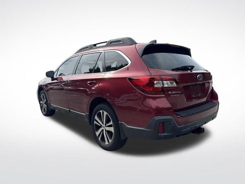 Used 2018 Subaru Outback 3.6R Limited AWD/4WD image 6