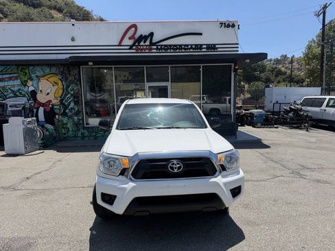 Used 2012 Toyota Tacoma 2WD Access Cab w/ SR5 Pkg image 3