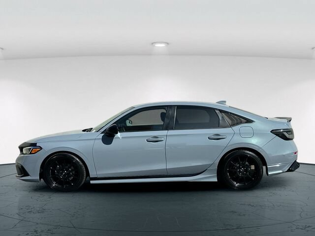 Used 2023 Honda Civic Sport image 3