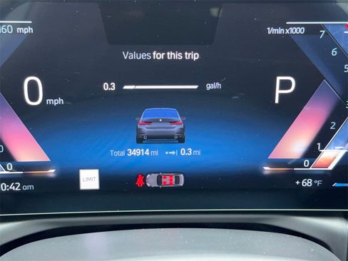 Used 2024 BMW 330i Sedan image 21