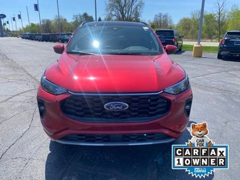 Used 2024 Ford Escape ST-Line Select w/ Tech Pack #2 AWD/4WD image 9