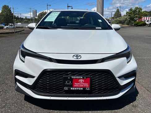 Certified 2024 Toyota Corolla XSE FWD image 2