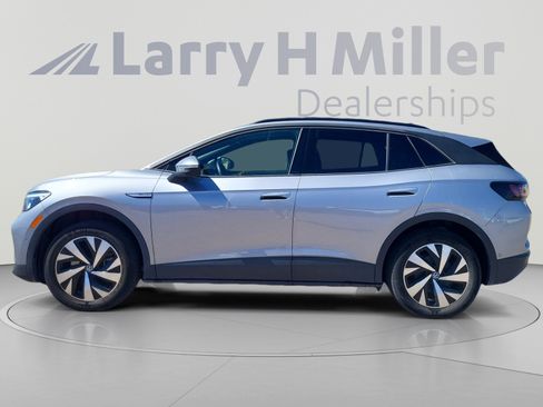 Used 2023 Volkswagen ID.4 Pro AWD/4WD image 2