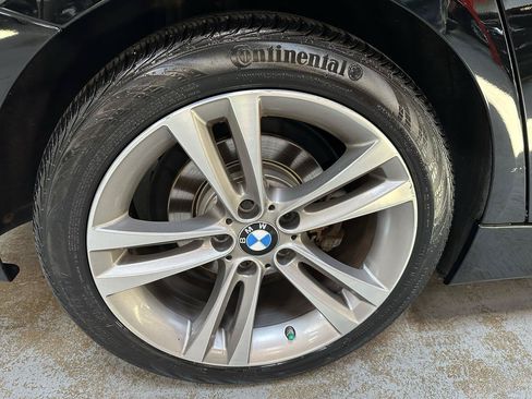 Used 2017 BMW 330i xDrive Sedan AWD/4WD image 23