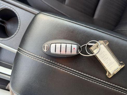 Used 2025 Nissan Altima 2.5 SV image 21