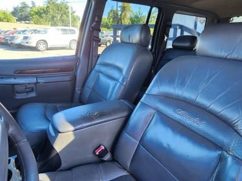 Used 2000 Ford Explorer Limited RWD image 7
