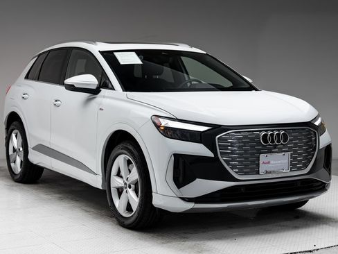 Used 2023 Audi Q4 e-tron Premium w/ Convenience Package AWD/4WD image 28