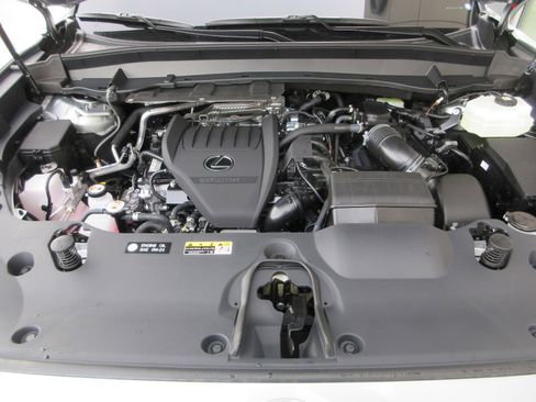 New 2025 Lexus TX 500h AWD image 47