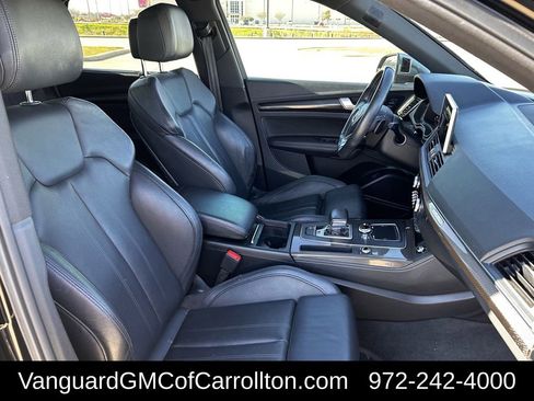 Used 2019 Audi SQ5 Premium Plus w/ Premium Plus Package image 26