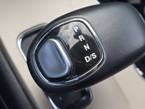 Used 2014 Jeep Grand Cherokee Laredo w/ Security & Convenience Group image 28