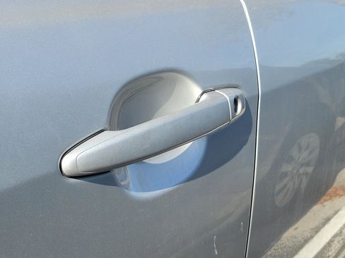 Used 2009 Toyota Camry LE image 6