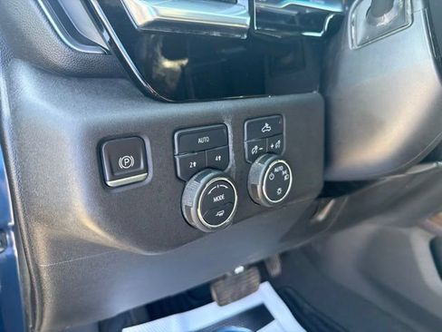Used 2023 Chevrolet Silverado 1500 LT AWD/4WD image 17