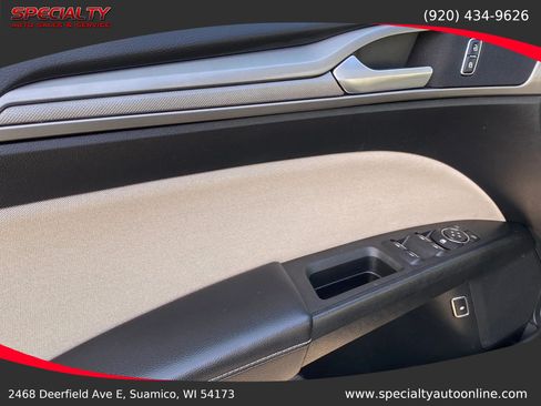 Used 2018 Ford Fusion S FWD image 33
