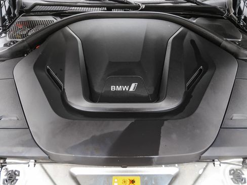 Certified 2023 BMW i4 eDrive35 w/ Premium Package image 22