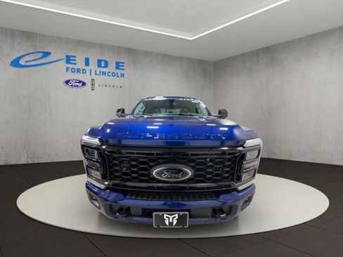 New 2026 Ford F250 Lariat w/ Black Appearance Package AWD/4WD image 5