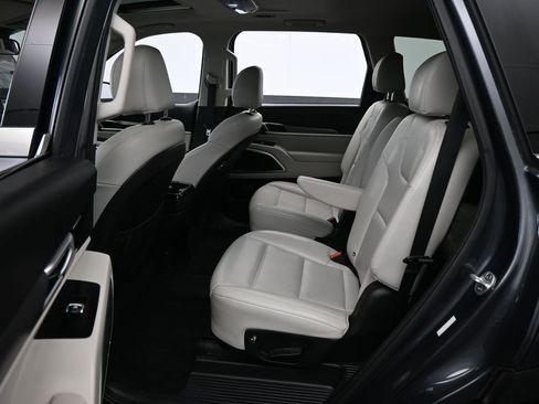 Used 2021 Kia Telluride S image 31