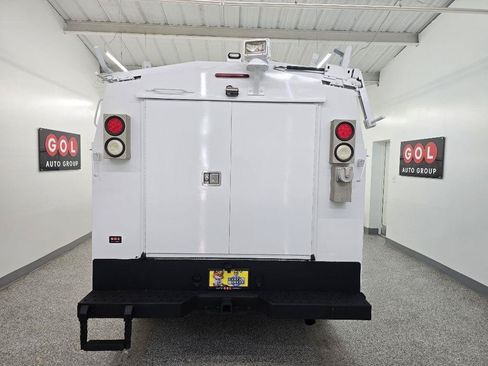 Used 2014 Chevrolet Silverado 3500 W/T RWD image 6