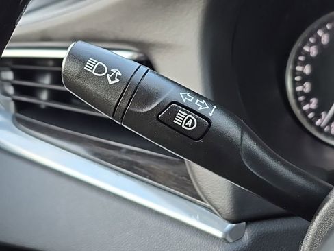 Used 2020 Buick Enclave Avenir w/ Avenir Technology Package image 34